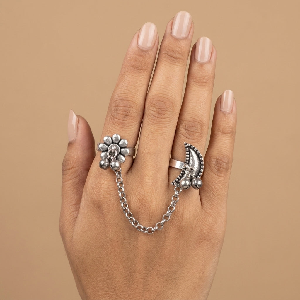 Pushkara Two-Finger Chain-Linked Oxidised Silver-Look Ring