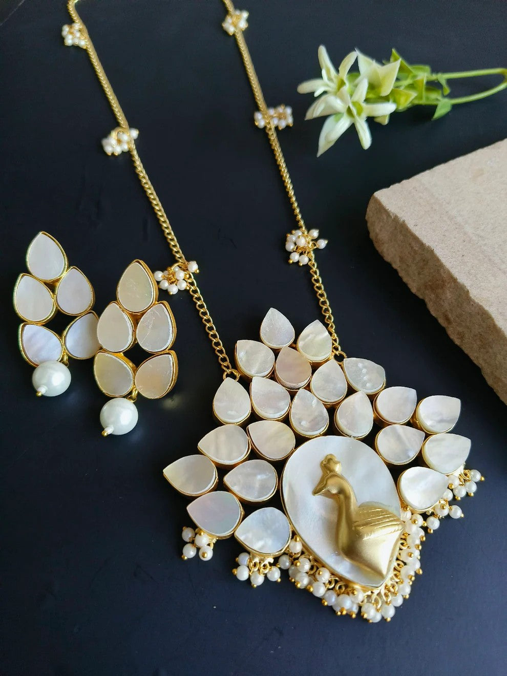 Royal Bloom gold-tone mother-of-pearl necklace set, product view